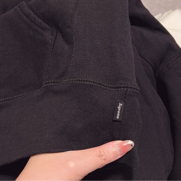 Supreme Black Hoodie Embroidered Logo Size M - Picture 7 of 9